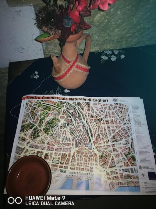 Cagliari Centro Apartment Luaran gambar